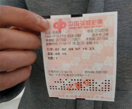 浴缸里的男朋友